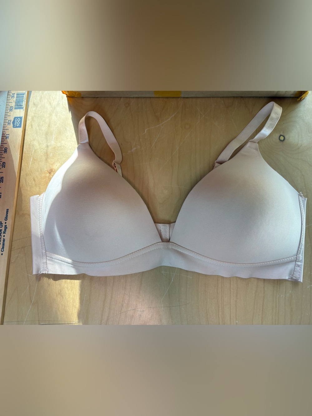 YMI Intimates Bra Nude/blush 42D Smooth Lightly Lined